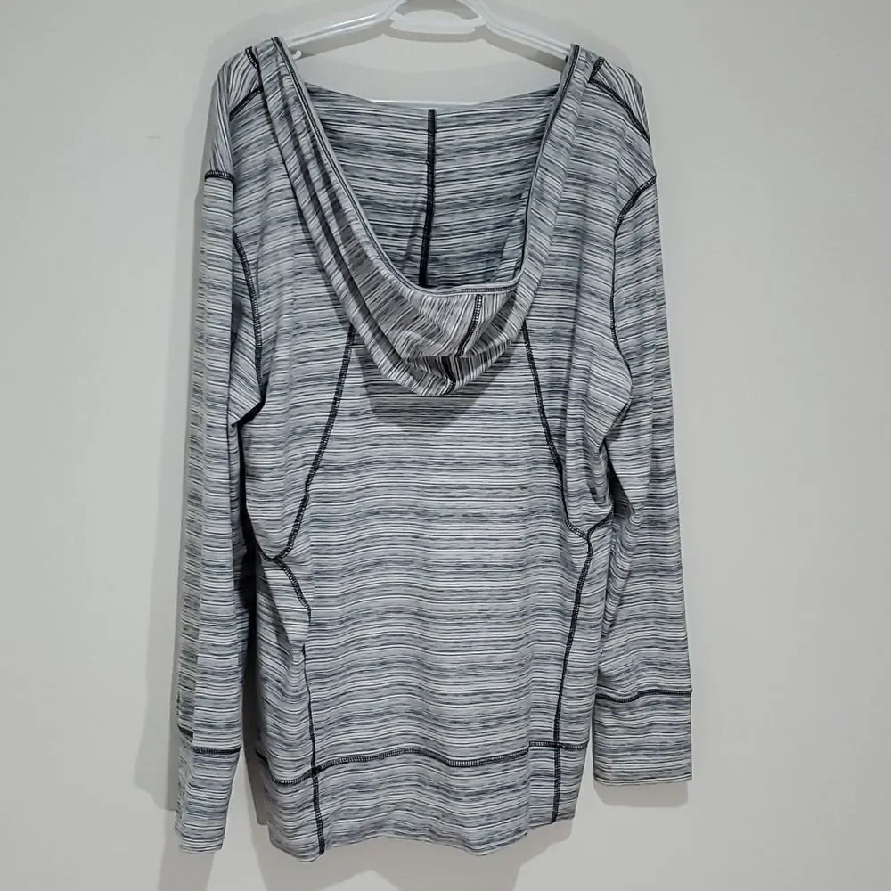 Champion silver and grey XL athletic hoodie - Picture 5 of 7